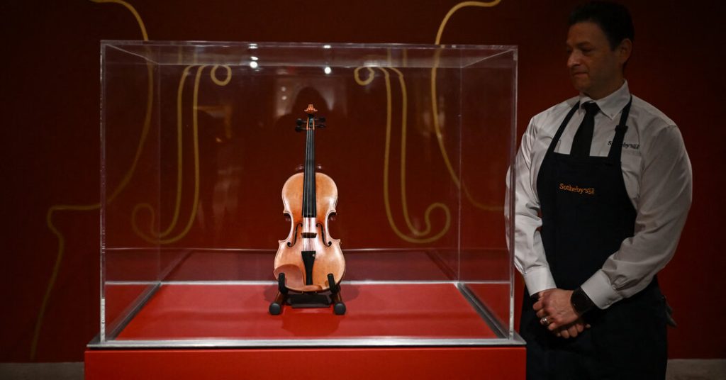 Stradivarius Violin berusia 311 tahun dijual seharga $ 11,25 juta di Sotheby’s