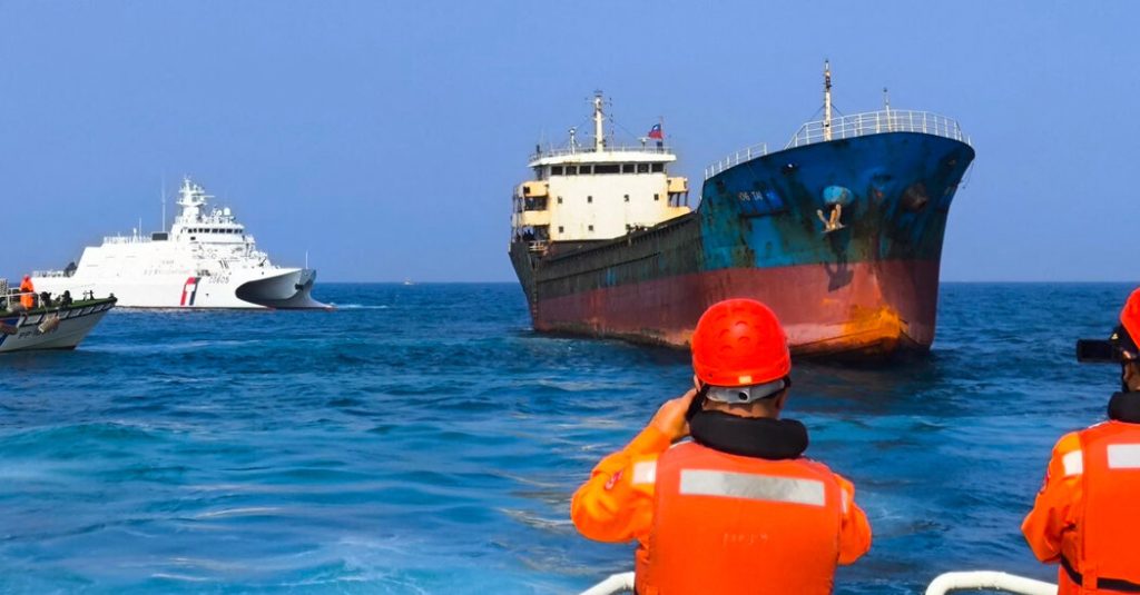 Taiwan menahan kapal yang bertahap Cina setelah kabel bawah laut terputus