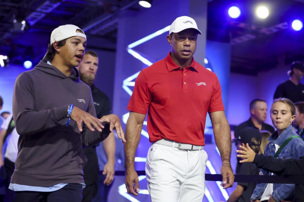 Tiger Woods kembali ke golf saat TGL melanjutkan pertandingan penuh minggu