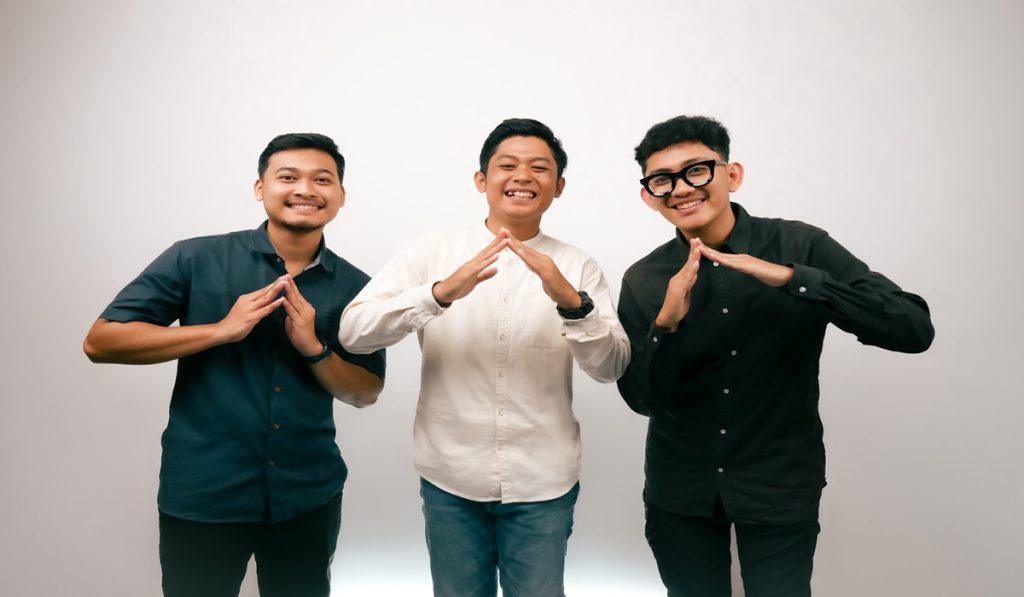 Video Adrie Rumah Griya Rilis Musik Gua Tundekin