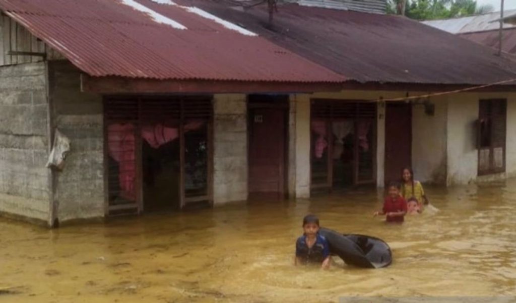 20 desa di aceh Barat terendam banjir