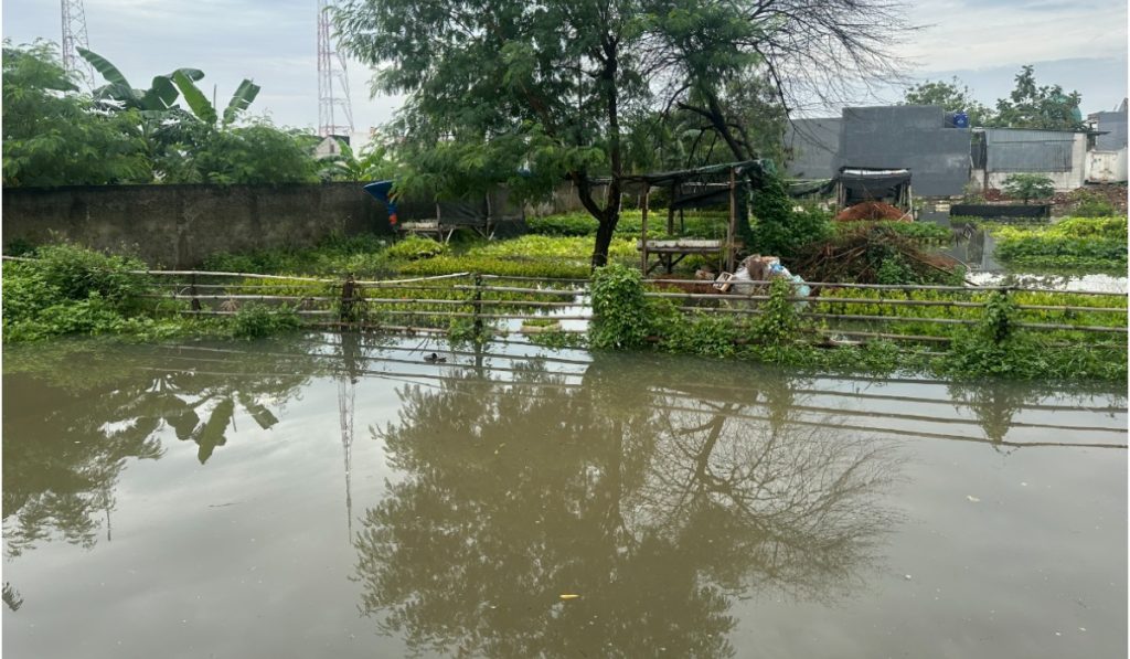 BANJIR MELUAP DI Sejumlah Titik Ciledug Hingga Karang Tengah