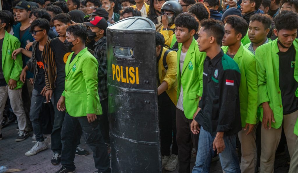 Bahas Ruu Tni di Hotel Mewah, DPR Diibaratkan Maling Lewat Jendela