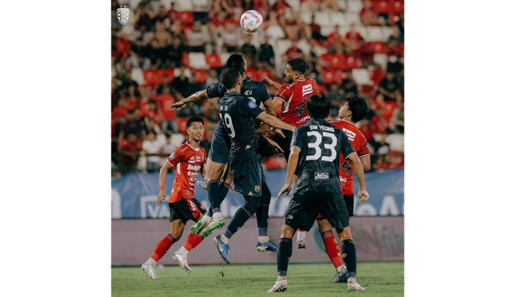 Bali United vs Persita Tangerang, Gol Bunuh Diri Sandro Embalo Buyarkan KEMENIGAN PENDEKAR CISADANE