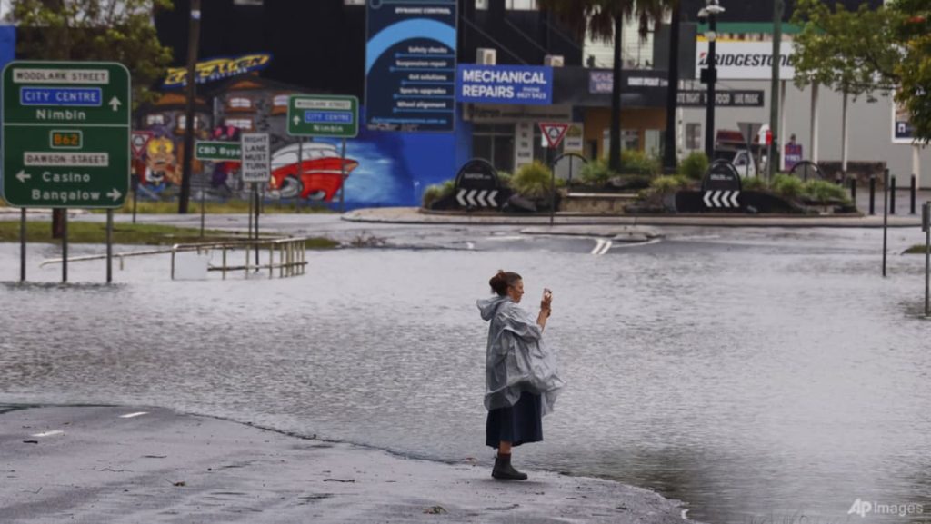 Banjir menghantam Australia timur, 200.000 properti yang pingsan