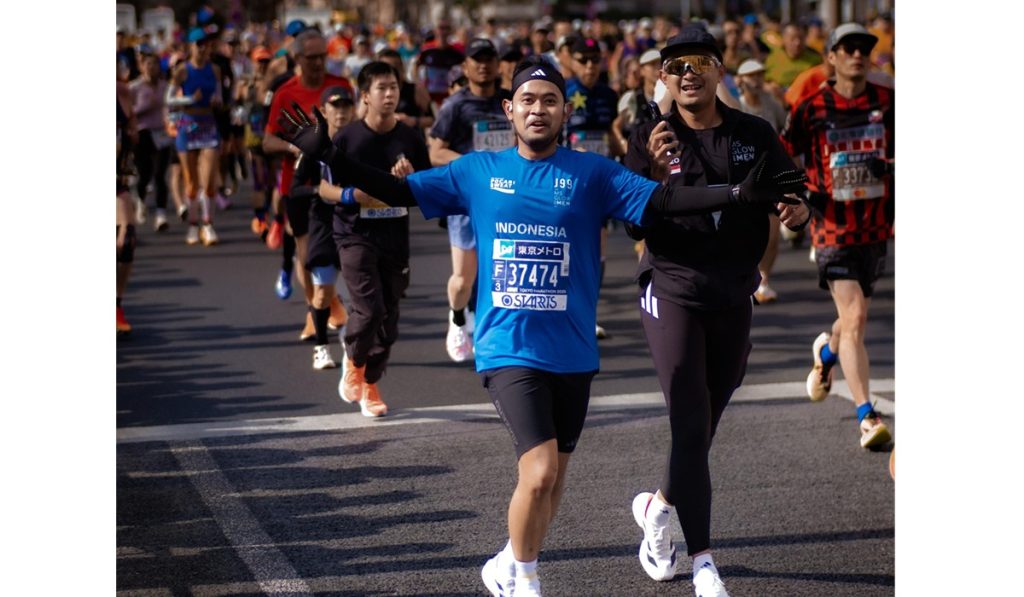 Berhasil Finis di Maraton Tokyo, Juragan 99 Penuh Syukur dan Haru