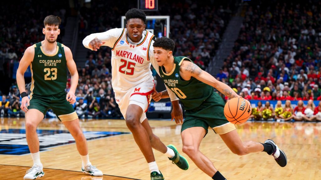 Buzzer-Beating Fadeaway Derik Queen memberi Maryland menang 72-71 Maret Madness atas Negara Bagian Colorado