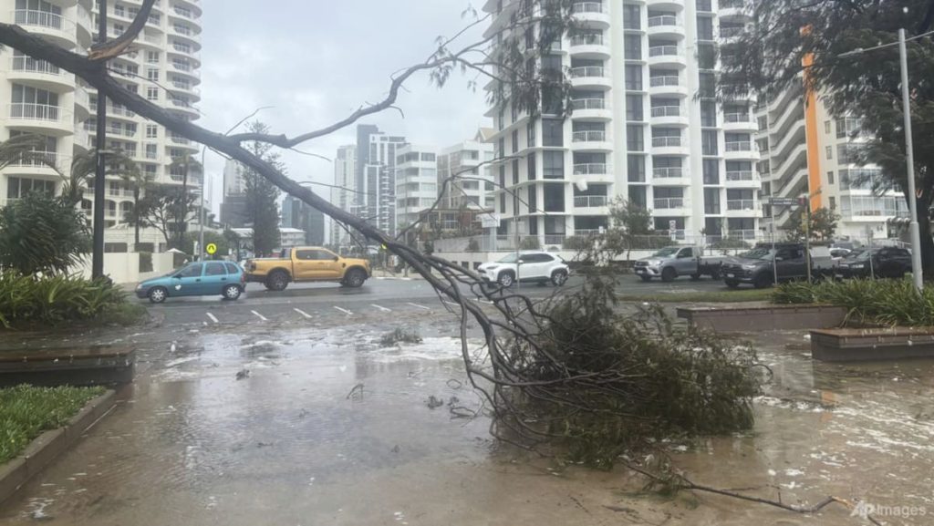 Ex-cyclone Alfred Sparks Banjir Peringatan di Australia Timur