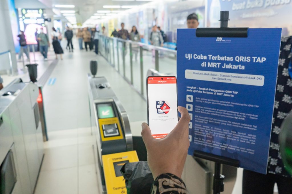 Fitur QRIS Tap NFC Bank Indonesia Hadir di JakOne Mobile Bank DKI