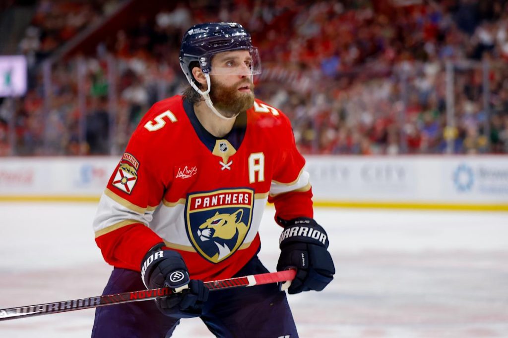 Florida Panthers ‘Aaron Ekblad menangguhkan 20 pertandingan karena melanggar kebijakan narkoba yang meningkatkan kinerja NHL