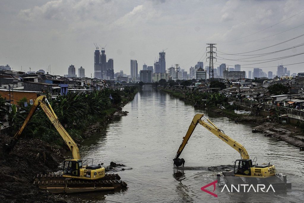 Jakarta berupaya membuat Proyek Strategis Nasional Pengendalian Banjir