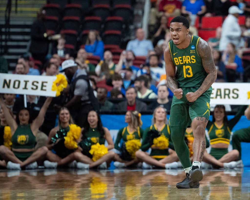 March Madness: Baylor Bertahan dari Mississippi State Rally, upaya 3 poin yang mengikat pertandingan untuk maju ke babak kedua