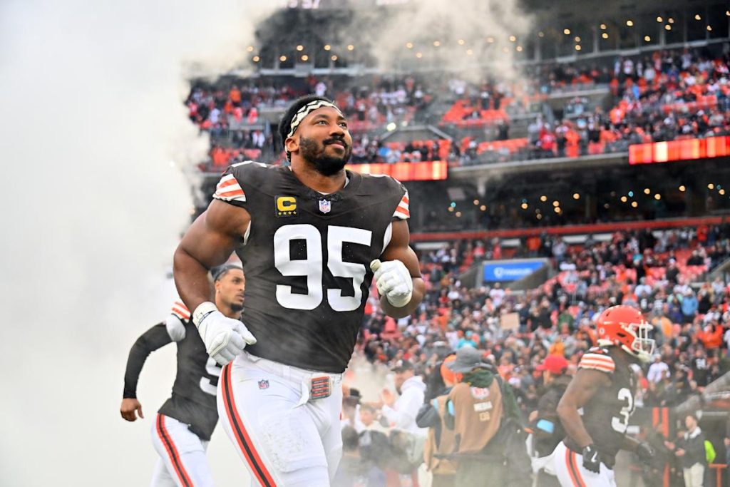 Myles Garrett, Browns dilaporkan menyetujui perpanjangan kontrak membuatnya non-QB dengan bayaran tertinggi dalam sejarah NFL