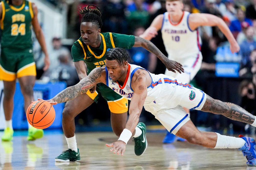 No March Madness di sini: unggulan No. 1 Florida bergulir melewati Norfolk State 95-69 untuk kemenangan ke-7 berturut-turut