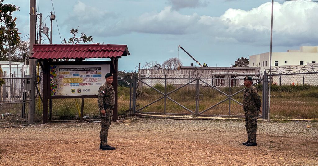 Panama akan melepaskan migran dari kamp penahanan, menantang upaya deportasi Trump