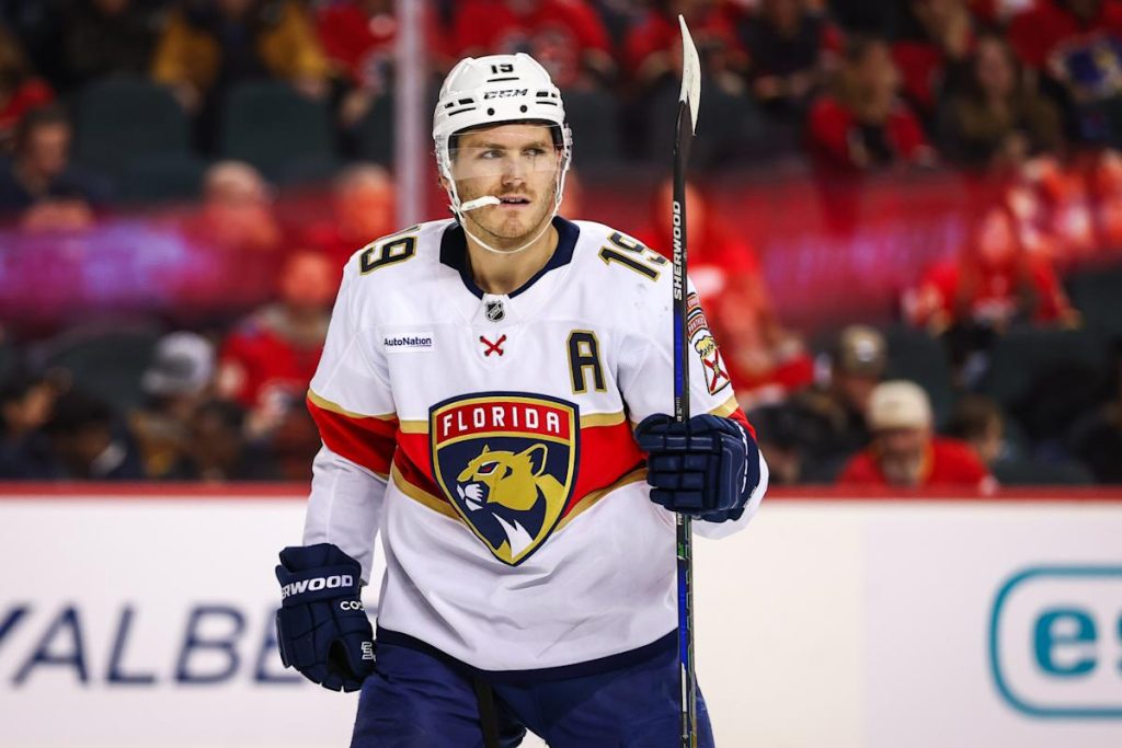 Panthers Place Matthew Tkachuk di LTIR, membebaskan banyak ruang topi menjelang tenggat waktu perdagangan NHL