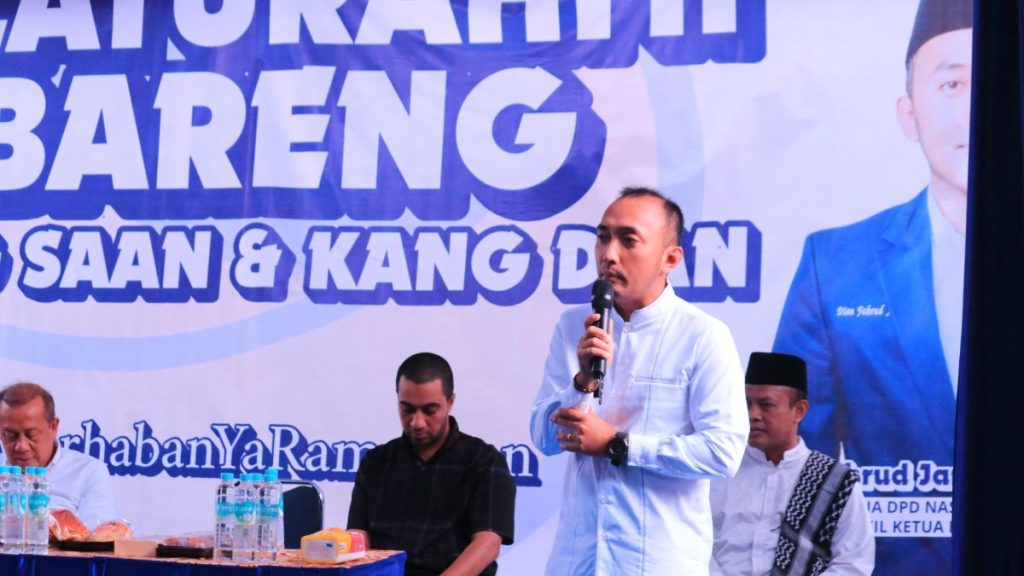 Partai Nasdem Karawang Bagikan Sembako Di Awal Ramadhan