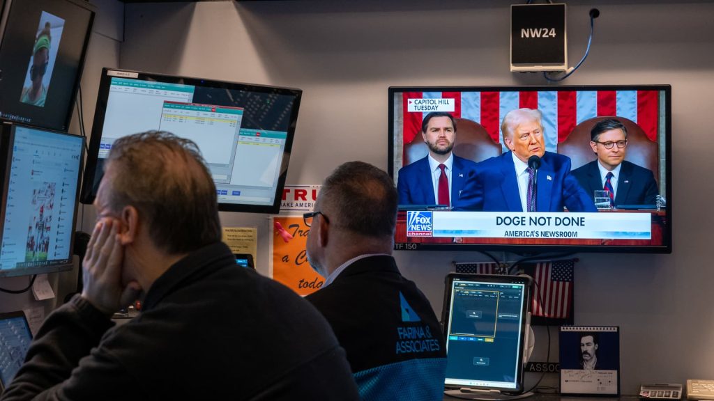 Pasar saham bergerak sejak pemilihan Trump