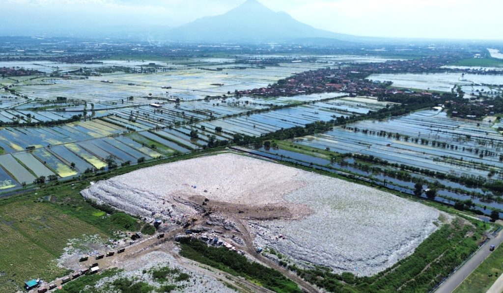 Penutupan TPA Open Dumping Dilakukan Berturap