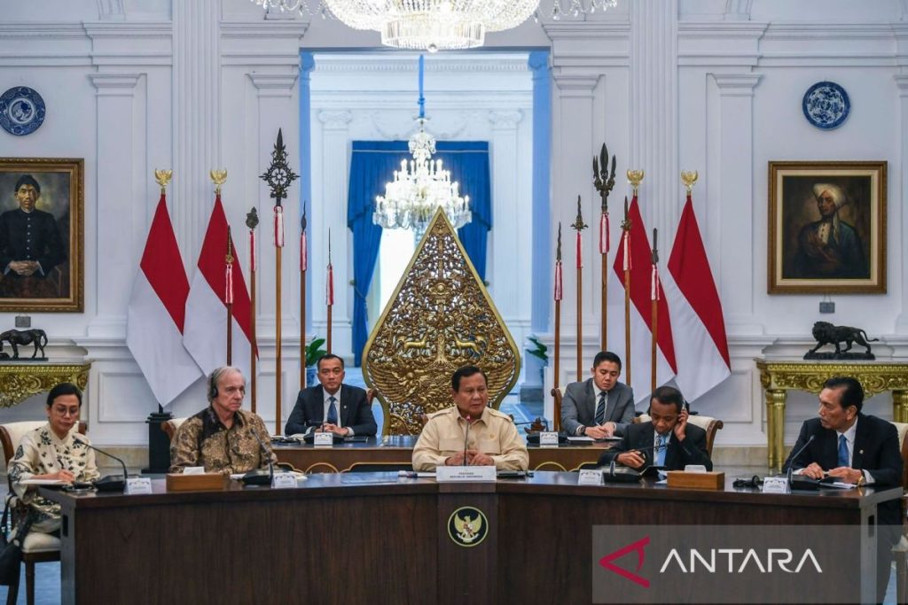 Prabowo Mengundang Dukungan dari Program Bisnis untuk Makanan Gratis