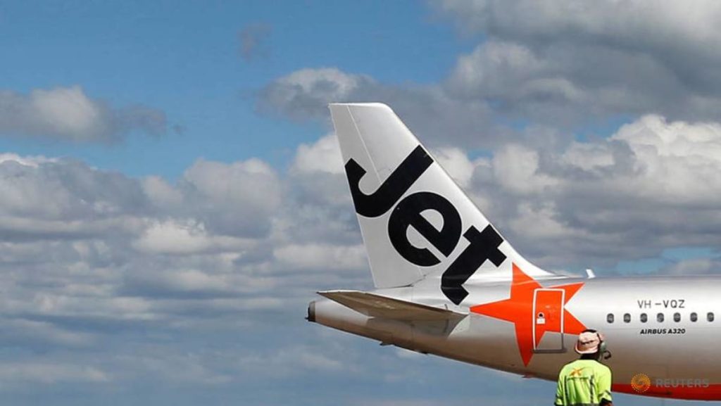 Remaja pemegang senjata yang didakwa dengan penerbangan Jetstar ‘membahayakan’ di Australia