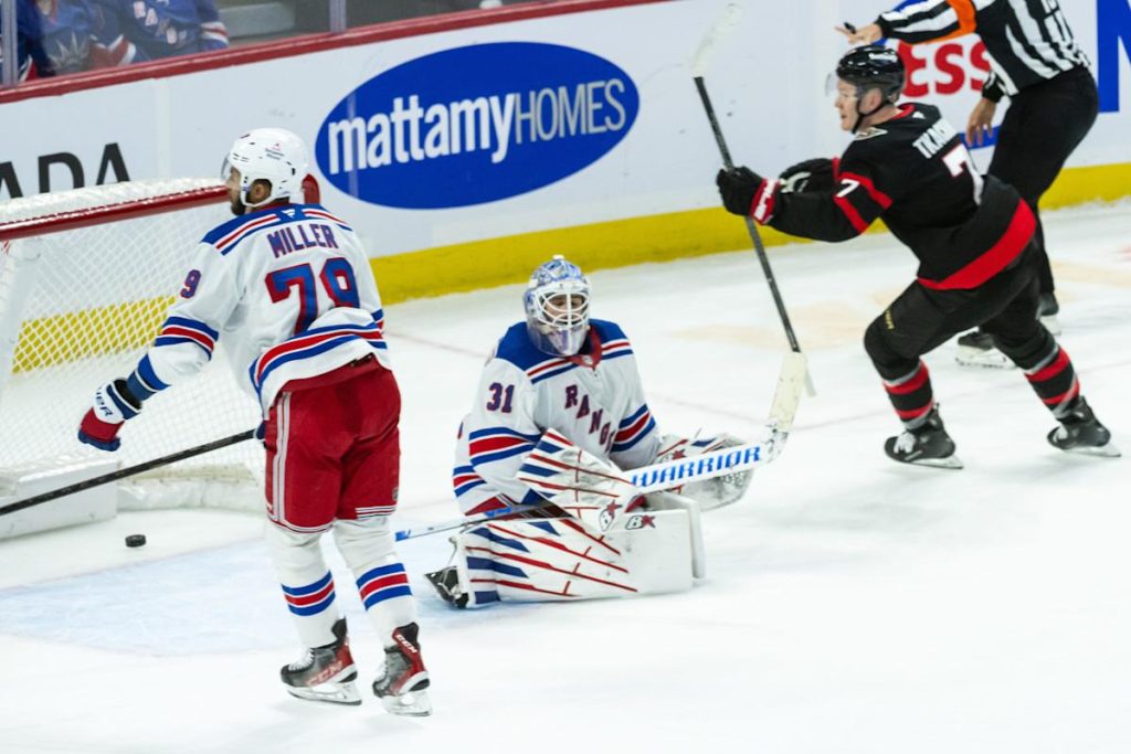 Runtuhnya Rangers melawan Senator mahal dalam balapan playoff yang panas