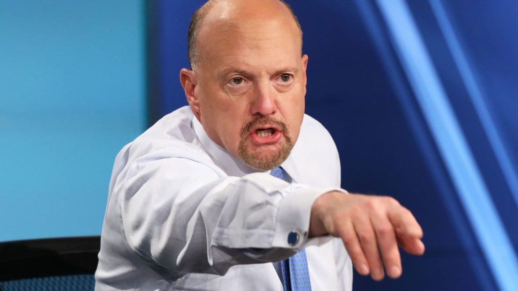 Scott Bessent mengatakan koreksi ‘sehat.’ Jim Cramer tidak setuju