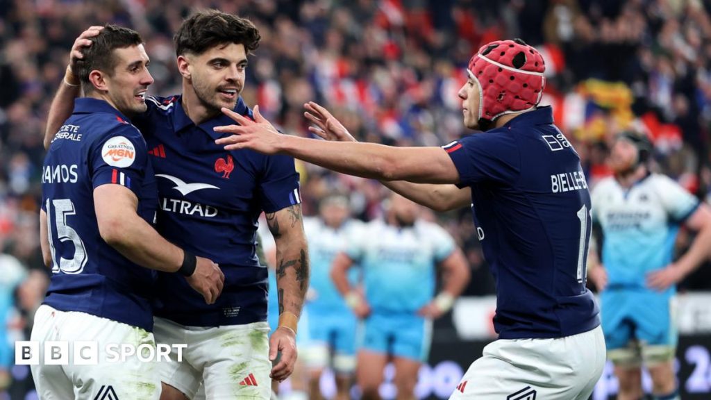 Six Nations 2025: Prancis Overwhelm Scotland untuk memenangkan gelar