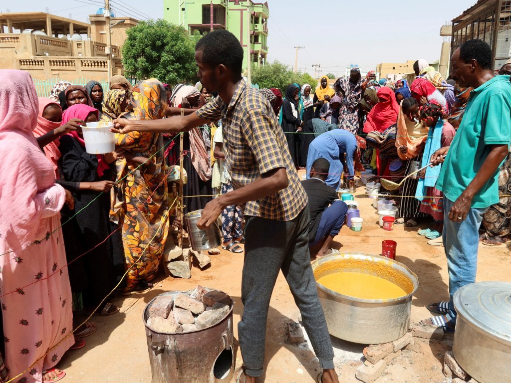 Sudan Starve saat dapur umum tutup dan pesta -pesta yang bertikai Bantuan Bantuan | Berita Perang Sudan