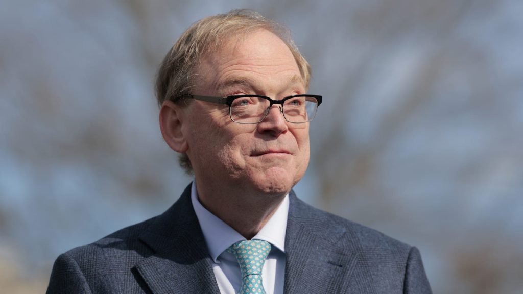 Trump Economic Aide Hassett memprediksi ketidakpastian tarif jangka pendek