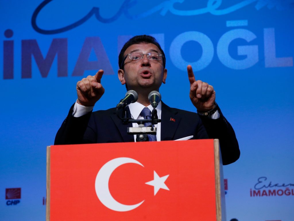 Walikota Istanbul yang ditahan Imamoglu menyangkal tuduhan ‘terorisme’: Laporan | Berita Protes